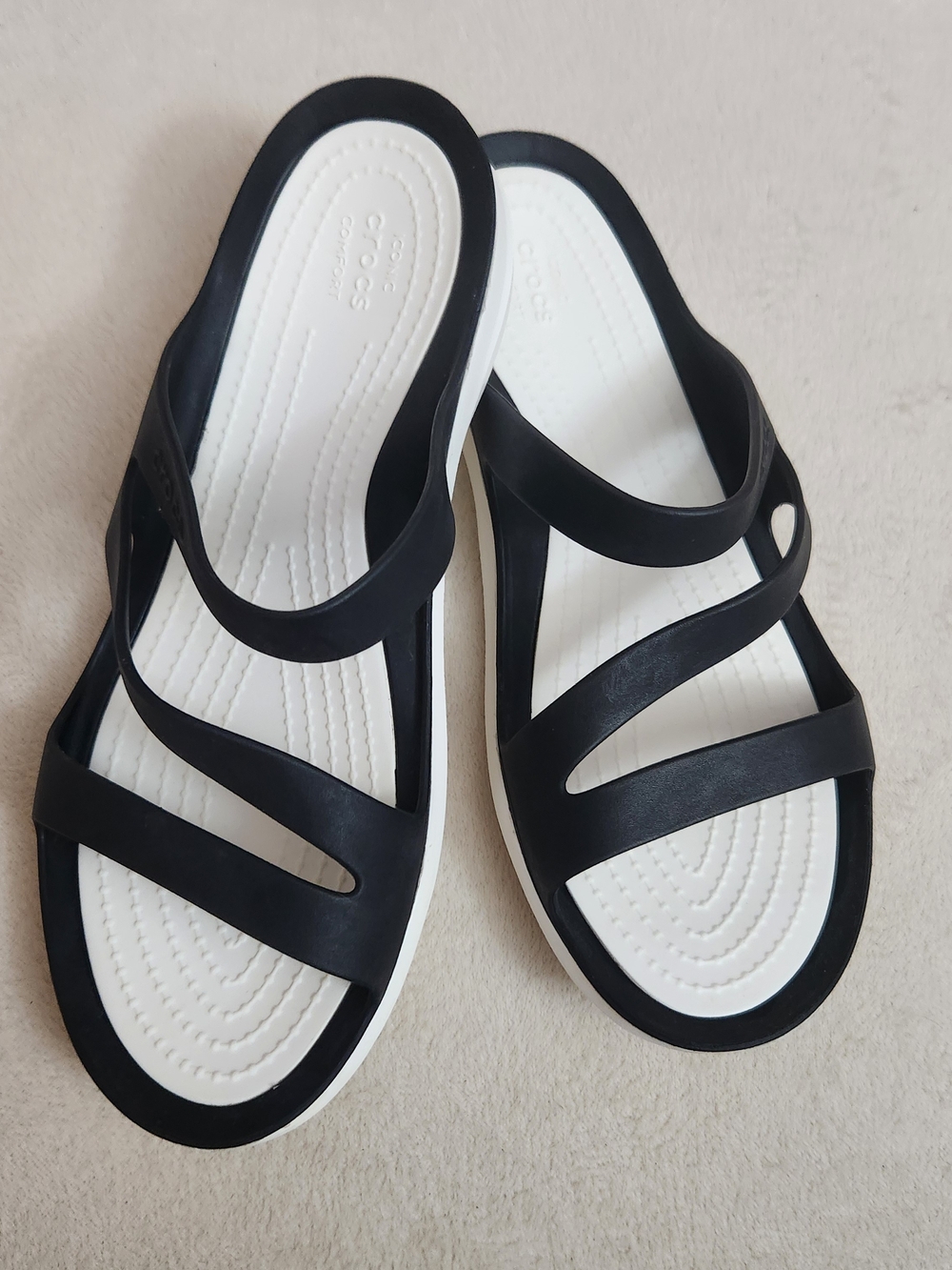 Crocs Womens Swiftwater Slide Sandals Black and White